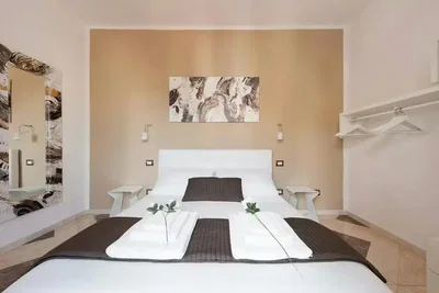 Yatak odası; doğal ışık, modern stil