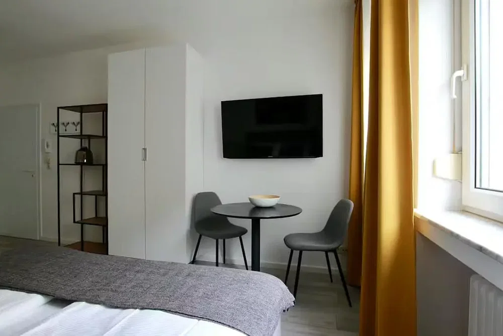 Camera da letto; luce naturale, stile moderno