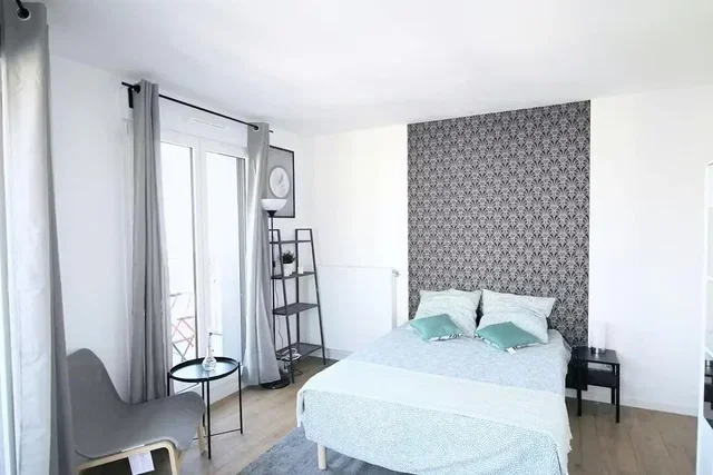 Schlafzimmer; tageslicht, moderner stil