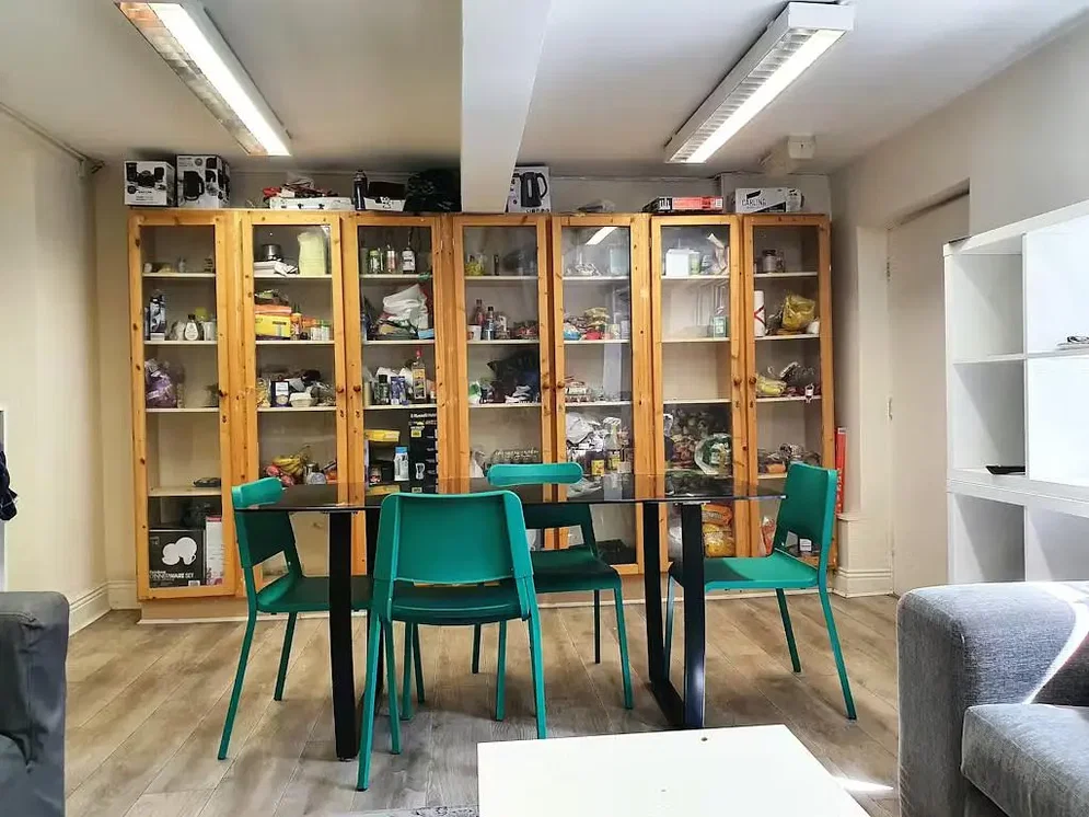 Salon