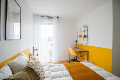 Schlafzimmer; tageslicht, moderner stil