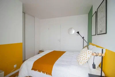 Schlafzimmer; tageslicht, moderner stil