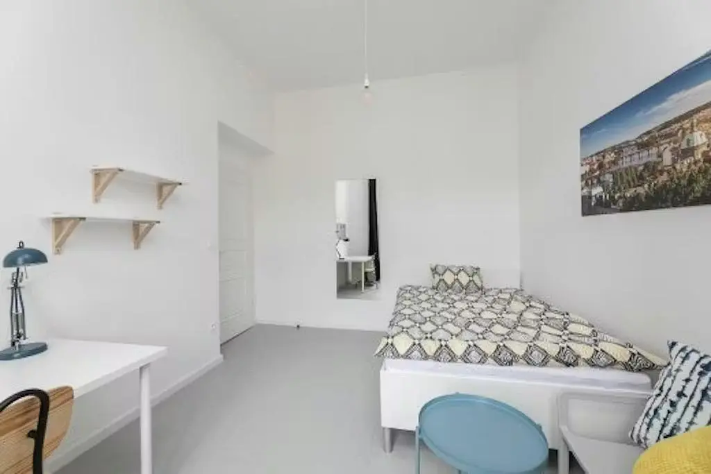 Schlafzimmer; tageslicht, moderner stil