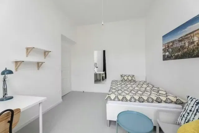 Schlafzimmer; tageslicht, moderner stil