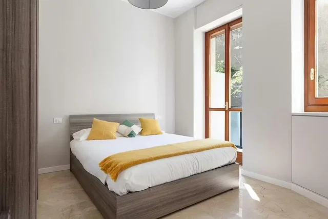 Camera da letto; luce naturale