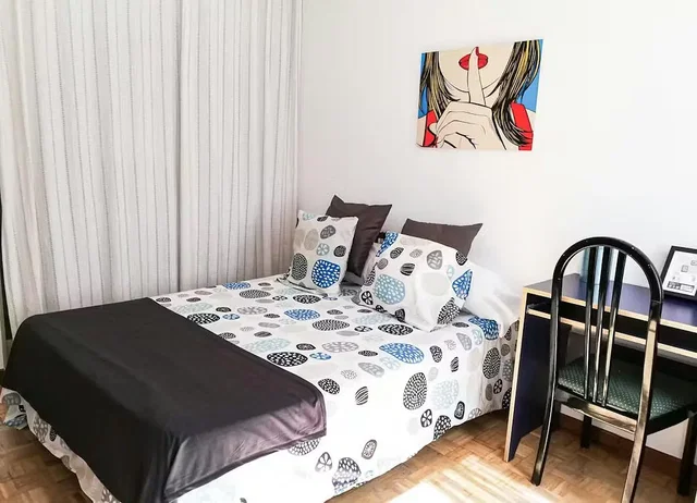 Schlafzimmer; tageslicht, moderner stil