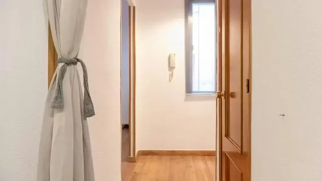 Хол
