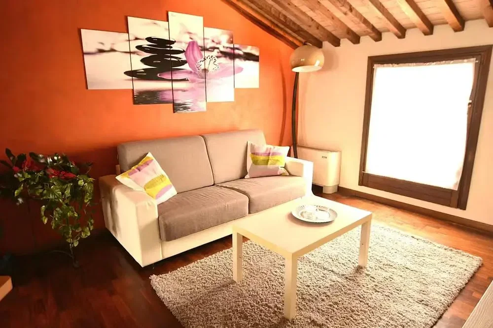 Wohnzimmer; tageslicht, moderner stil