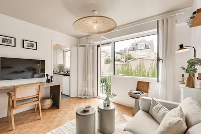 Salon; vue, parquet, lumière naturelle, style moderne