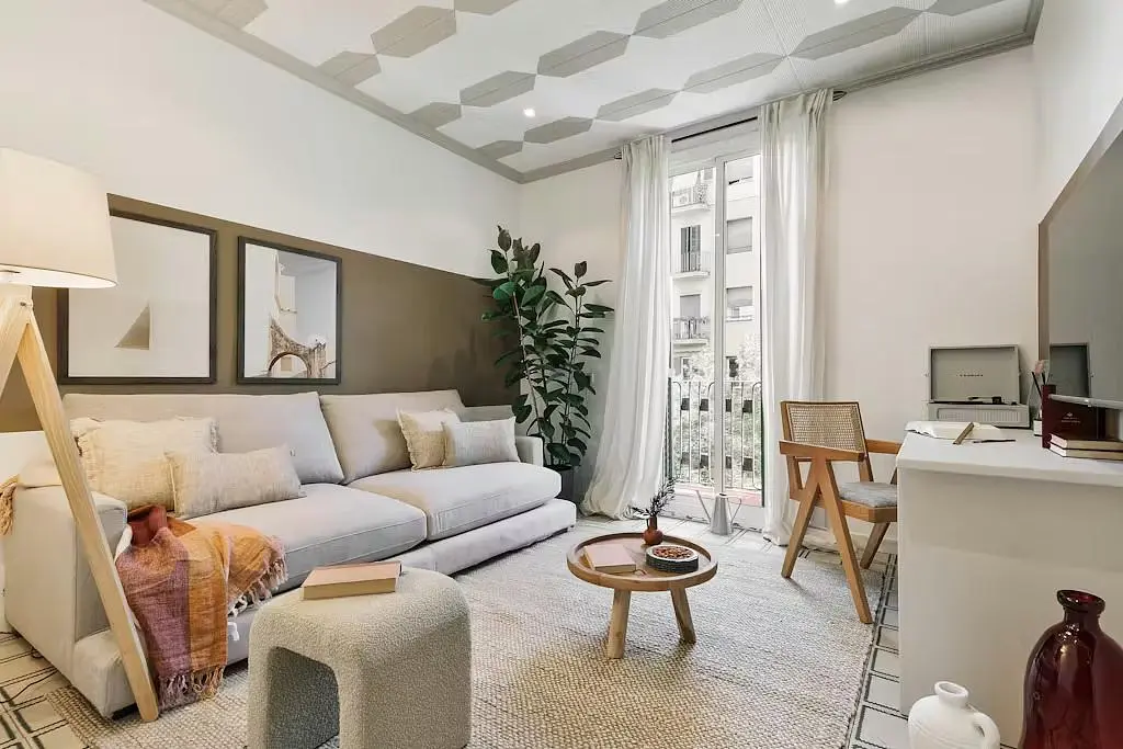 Wohnzimmer; tageslicht, moderner stil