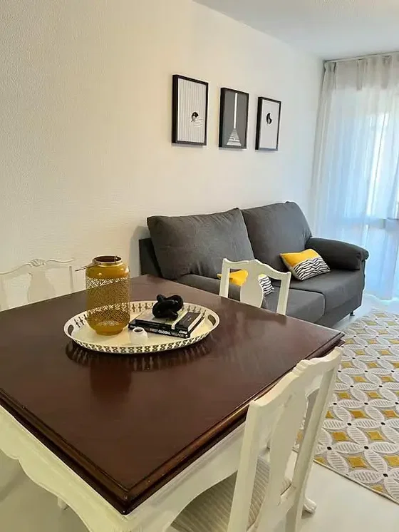 Wohnzimmer; moderner stil, tageslicht