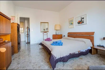 Chambre; lumière naturelle, style moderne