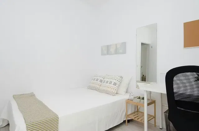 Schlafzimmer; tageslicht, moderner stil