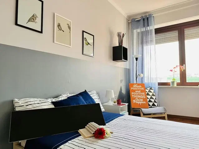 Bedroom; natural light, modern style