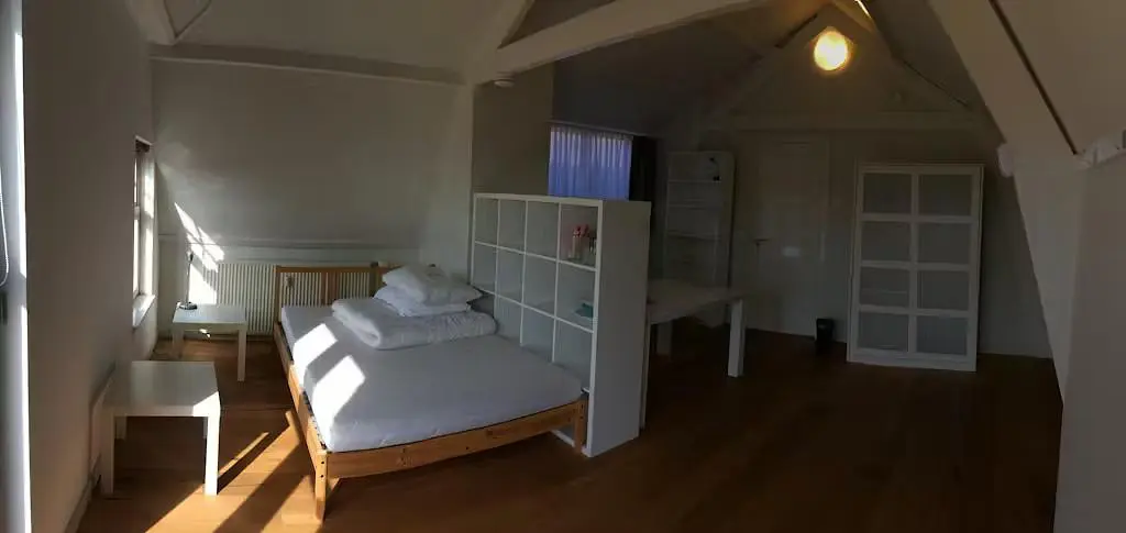 Schlafzimmer; tageslicht