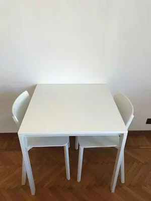 Esszimmer; holzboden, moderner stil