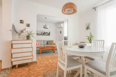 Wohnzimmer; tageslicht, moderner stil