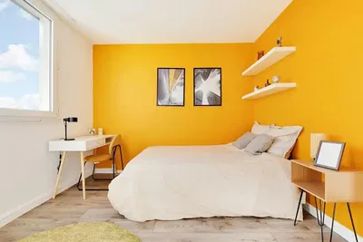 Schlafzimmer; tageslicht, holzboden