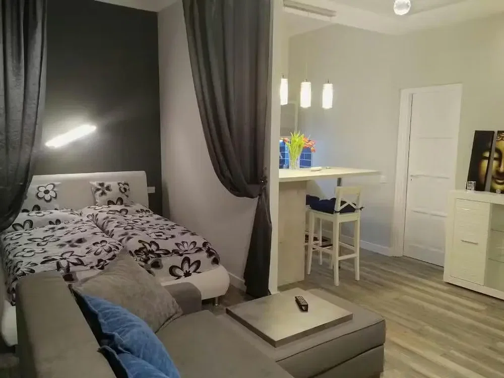 Schlafzimmer; tageslicht, moderner stil