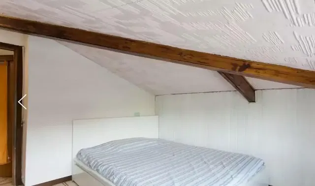 Schlafzimmer; holzbalken