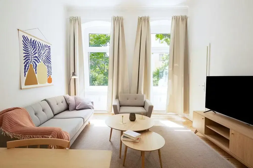 Soggiorno; luce naturale, stile moderno