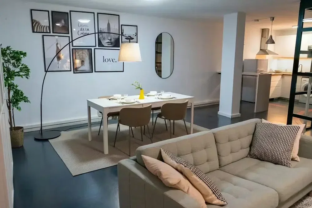 Wohnzimmer; moderner stil, tageslicht