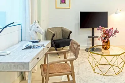 Oturma odası; modern stil, doğal ışık