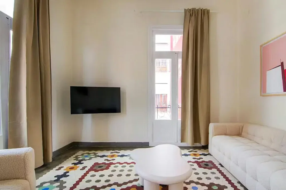 Obývací pokoj; přirozené světlo, moderní styl