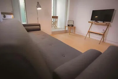 Oturma odası; doğal ışık, modern stil