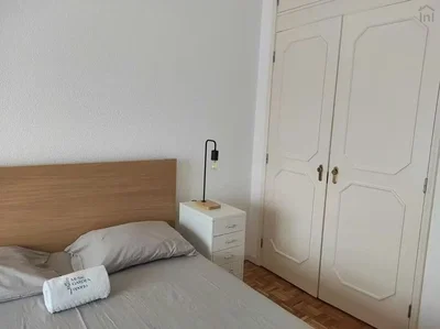 Schlafzimmer; tageslicht