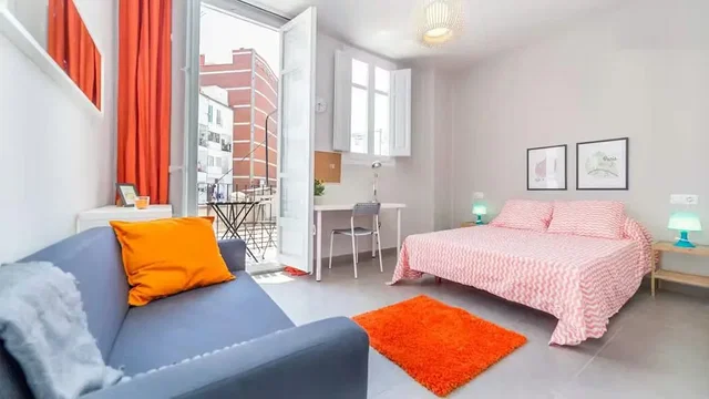 Хол