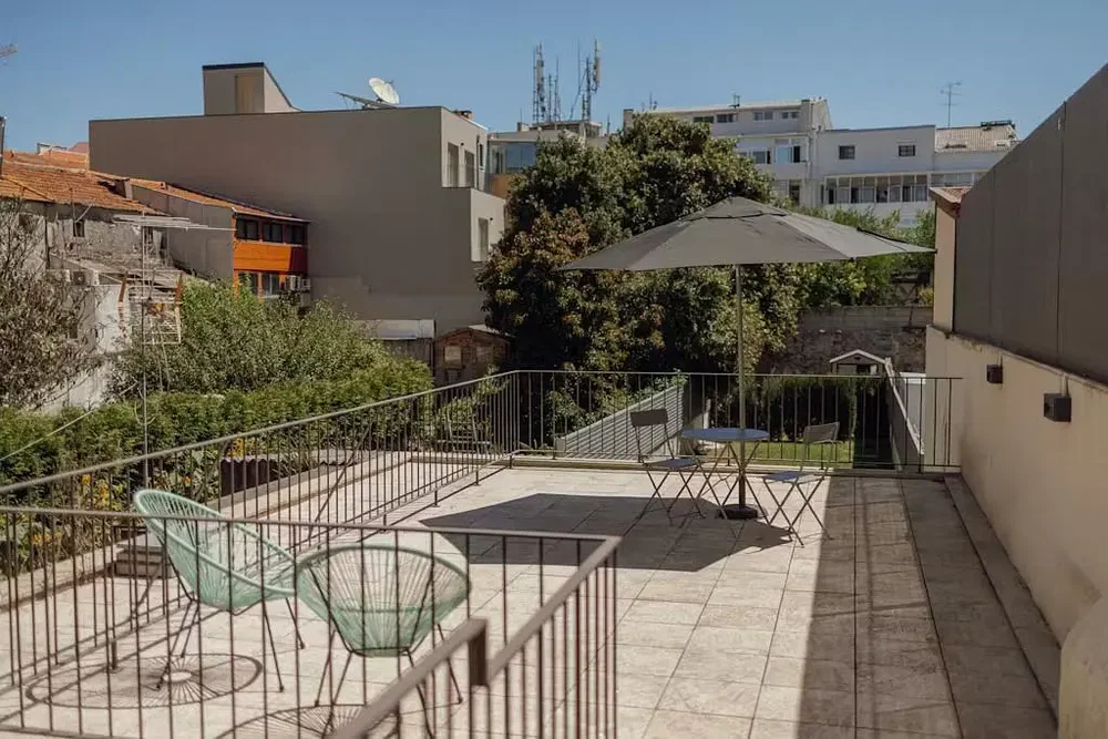 Terrasse; fliesenboden, tageslicht, blick