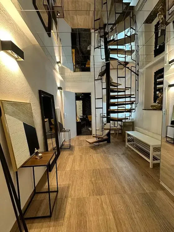 Salon
