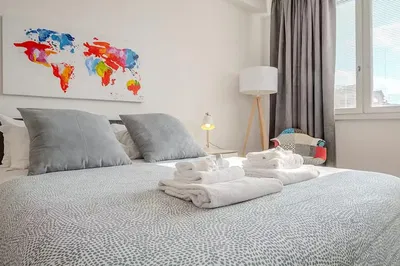 Schlafzimmer; tageslicht, moderner stil