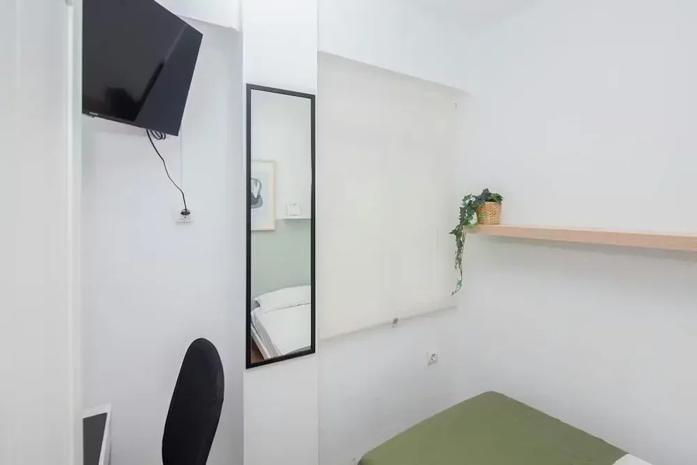 Schlafzimmer; tageslicht, moderner stil