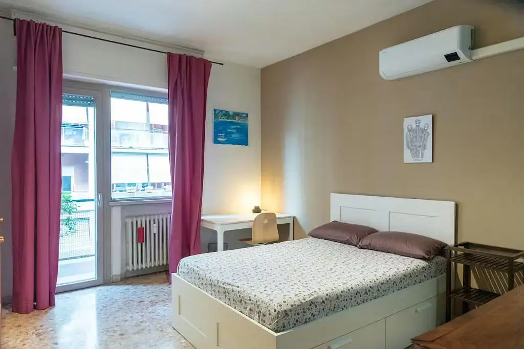 Schlafzimmer; tageslicht