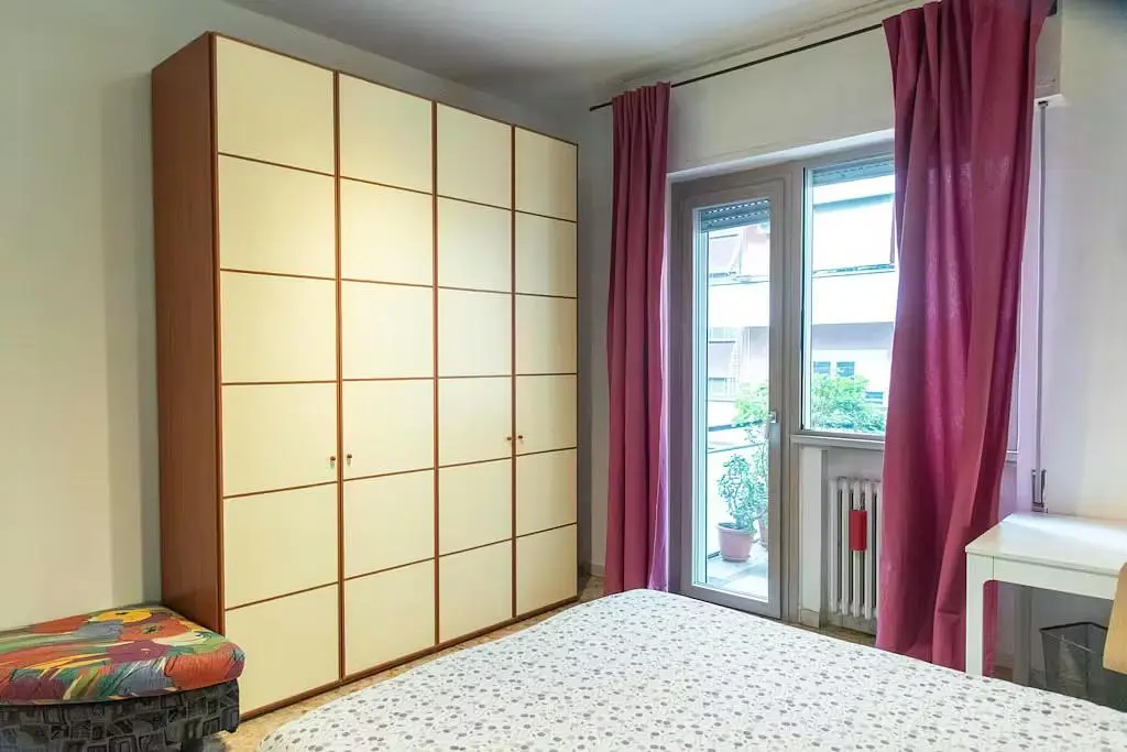 Schlafzimmer; tageslicht, moderner stil