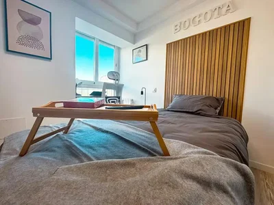 Chambre; lumière naturelle, style moderne