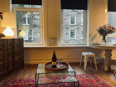 Salon; lumière naturelle, style moderne