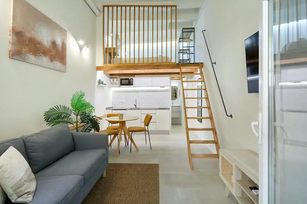Oturma odası; modern stil, doğal ışık