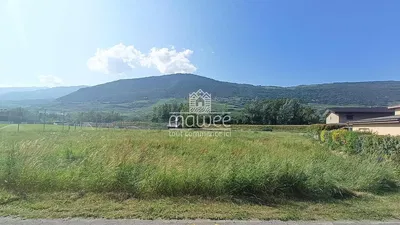 Кућа и околина; поглед