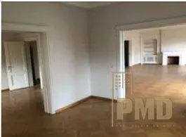 Dnevna soba; prirodno svjetlo, drveni pod