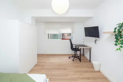 Chambre; parquet, lumière naturelle, style moderne