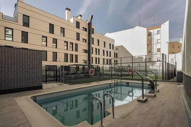 Dom a okolie; výhľad