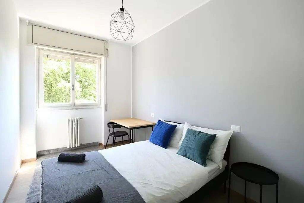 Schlafzimmer; tageslicht, moderner stil