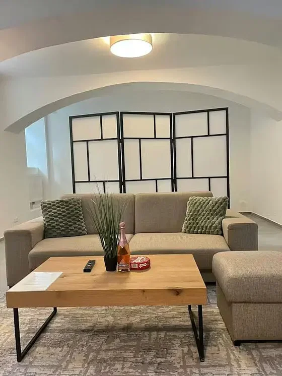 Soggiorno; luce naturale, stile moderno
