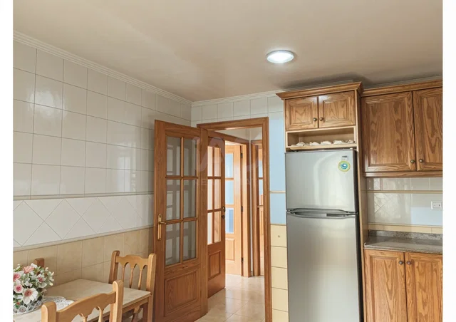 Cuisine; carrelage, électroménager