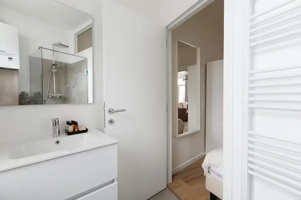 Bagno; luce naturale, ristrutturato