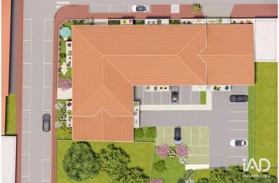 Casa y alrededores