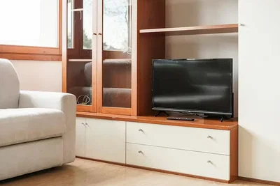 Wohnzimmer; tageslicht, holzboden